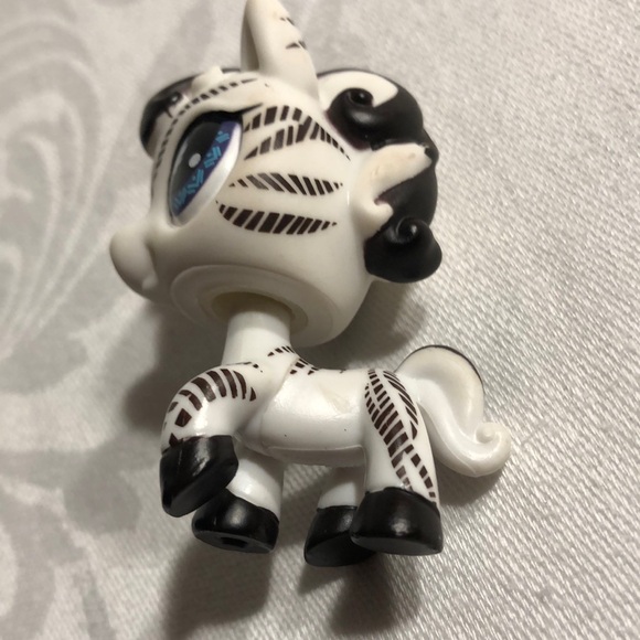 Littlest Pet Shop #903 Zebra LPS - Picture 13 of 16